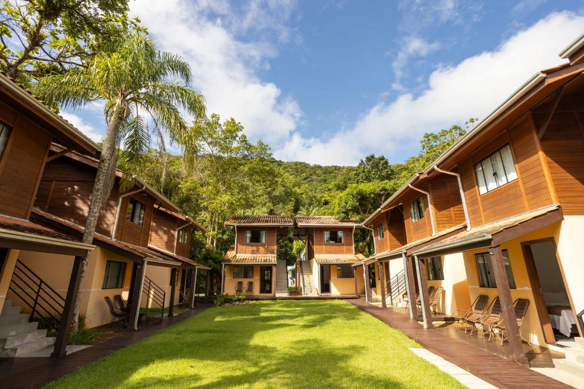 Pousada Villa Encantada Ilha Do Mel Esterno foto